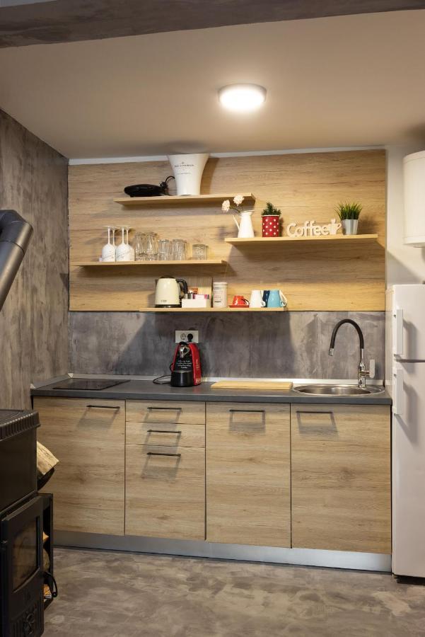 Viksa With Jacuzzi Apartment *